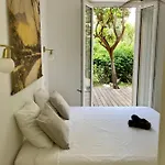 - L'oustaou Apartament Cannes