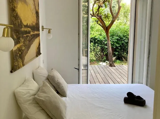 - L'oustaou Apartment Cannes