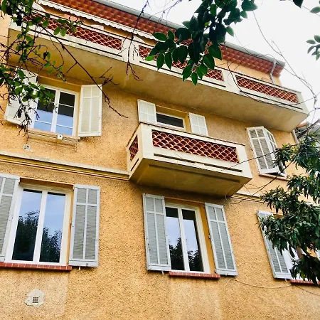 - L'oustaou Apartment Cannes